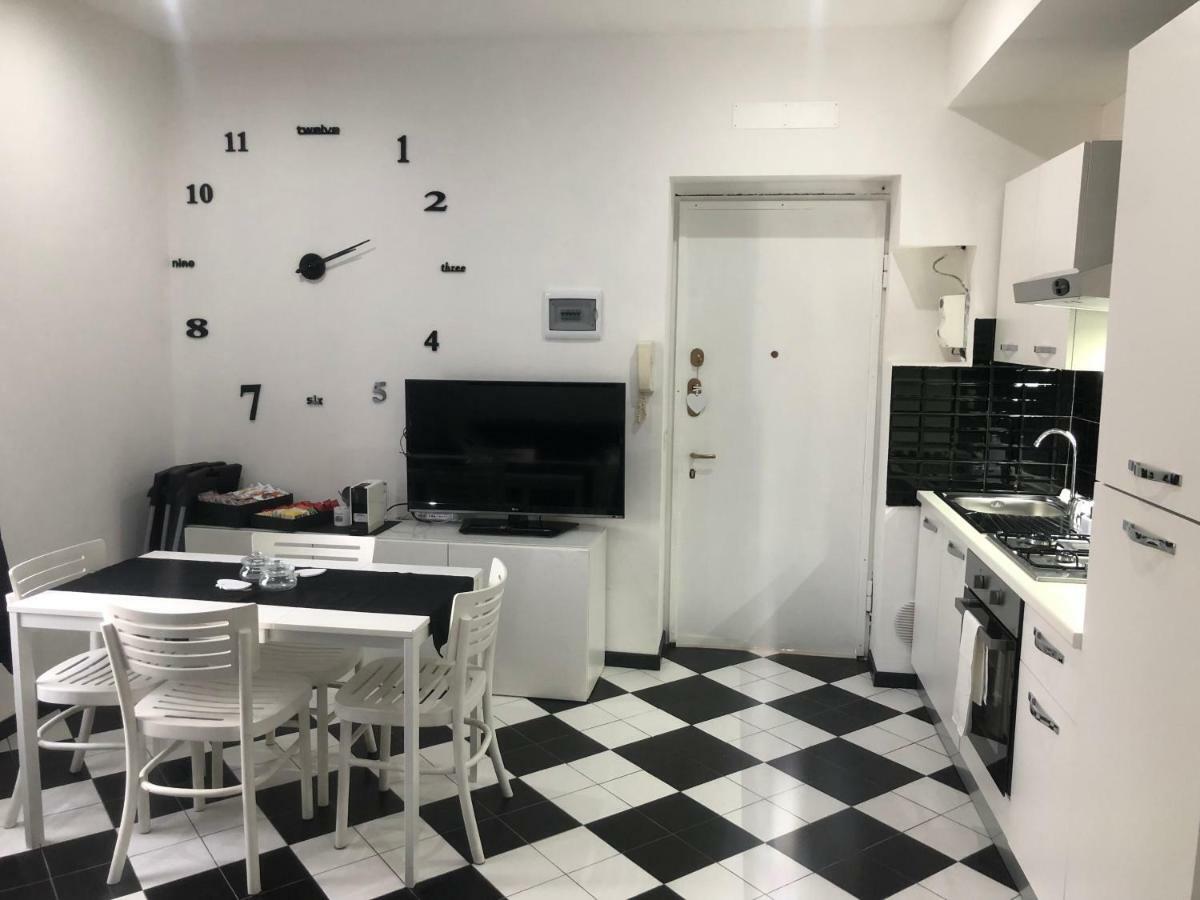 Appartamento Camaldoli House Milano Esterno foto